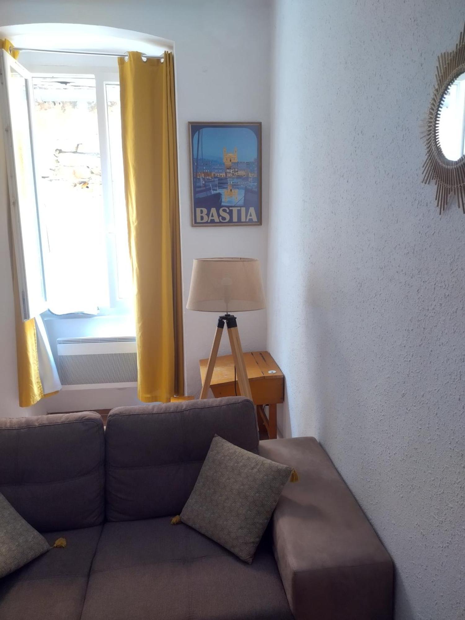 Appartement Meuble En Plein Centre De Bastia Bastia  Exterior foto